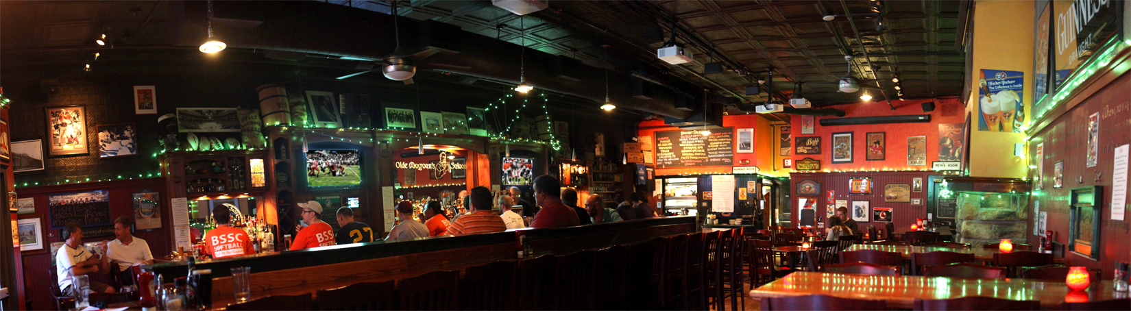Olde Magoun's Saloon Panorama Olde Magoun's Saloon Panorama